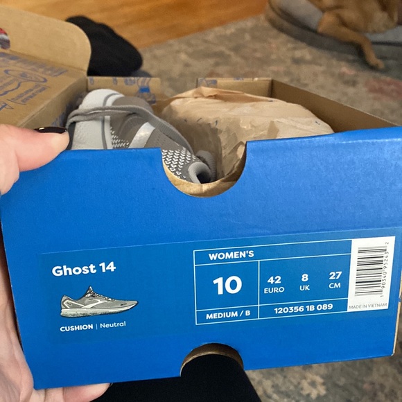 Brooks running shoes - Picture 2 of 2